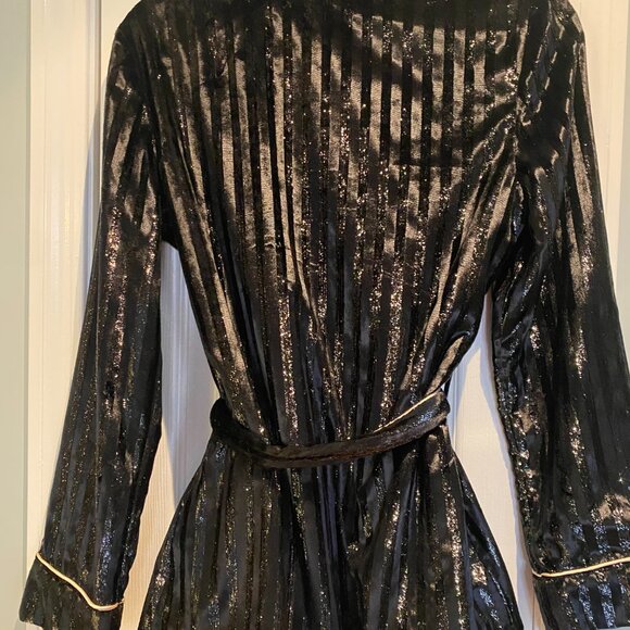 Victoria’s Secret Black Velvet Lounge Set – Size Small (S/P) - Picture 4 of 6